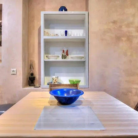 Black Olive Paramonas Holiday home